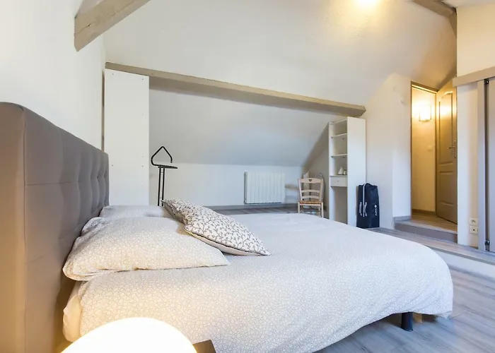 Decouvrir * Λούρδη