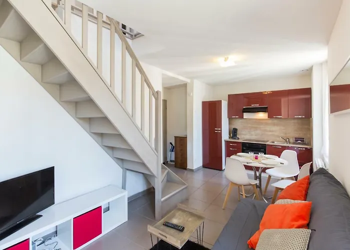 Decouvrir * Λούρδη